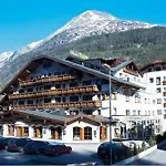 Regina Hotelsuites Apartmanhotel Sölden