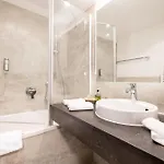 Regina Hotelsuites Апарт-отель Зёльден