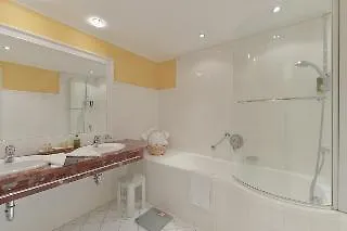Lejlighedshotel Regina Hotelsuites 4*