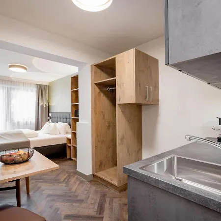 Regina Hotelsuites 4* Sölden