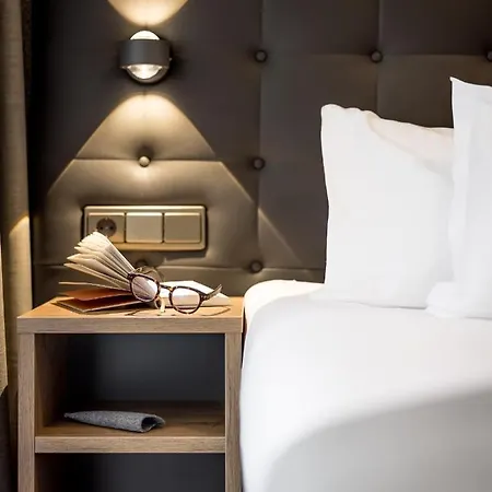 Regina Hotelsuites 아파트호텔 솔덴