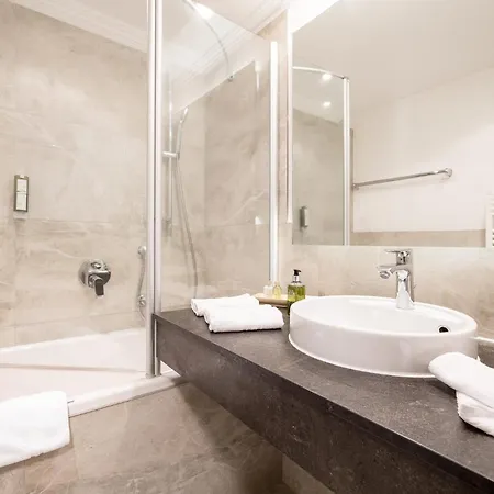 Regina Hotelsuites Apart Otel Sölden