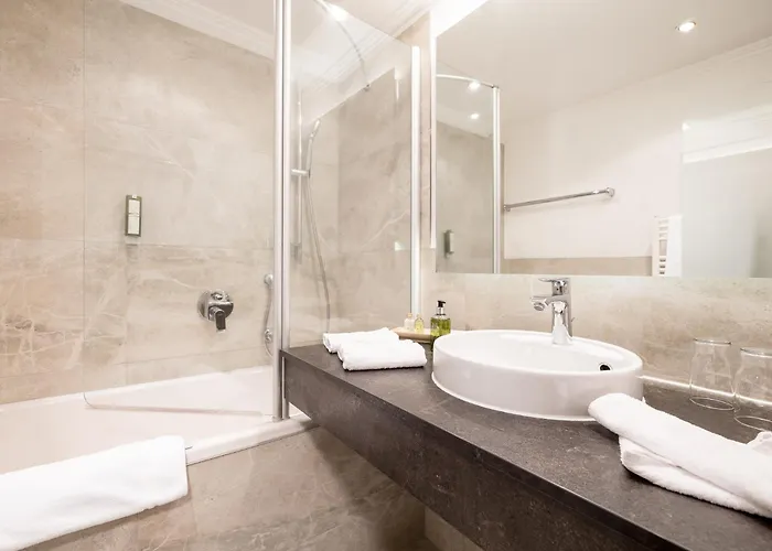 Regina Hotelsuites 公寓式酒店 索尔登