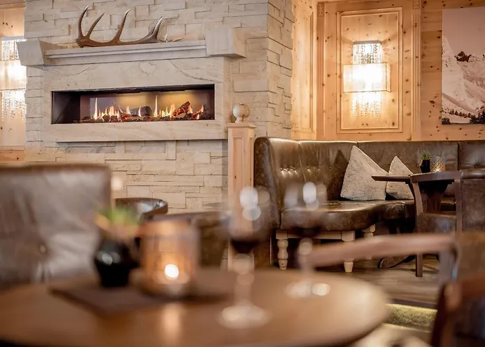 Apartahotel Regina Hotelsuites 4*