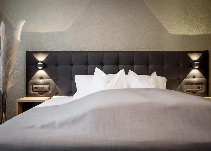 Apartahotel Regina Hotelsuites 4*