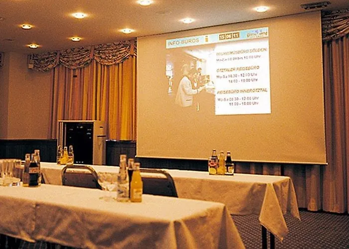 Regina Hotelsuites Apartahotel 4*