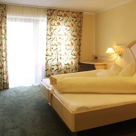 Regina Hotelsuites Apart Otel